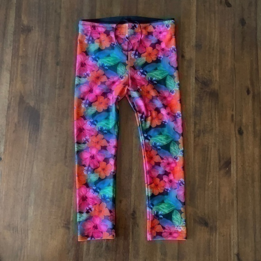 Lorna Jane crop leggings floral